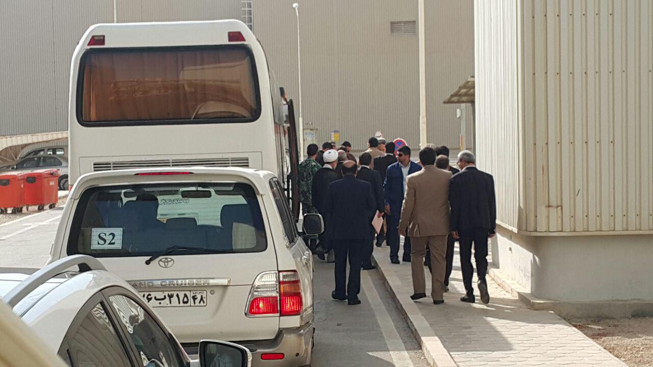 بازدید معاون اول رئیس جمهور از اتاق کنترل و توربین نیروگاه اتمی بوشهر
