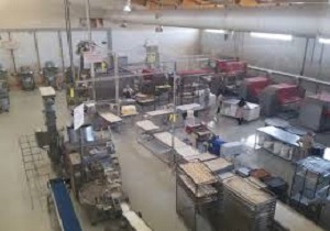 آغار به کار نخستین کارخانه تولید نان صنعتی در بیجار