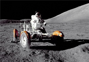 چقدر طول می‌کشد تا با پراید به کره ماه سفر کنیم؟