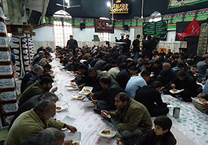 اطعام 90 هزار عزادار حسینی در شیراز