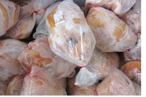 ذخیره سازی هزار و 700 تن مرغ منجمد در خراسان‌ رضوی
