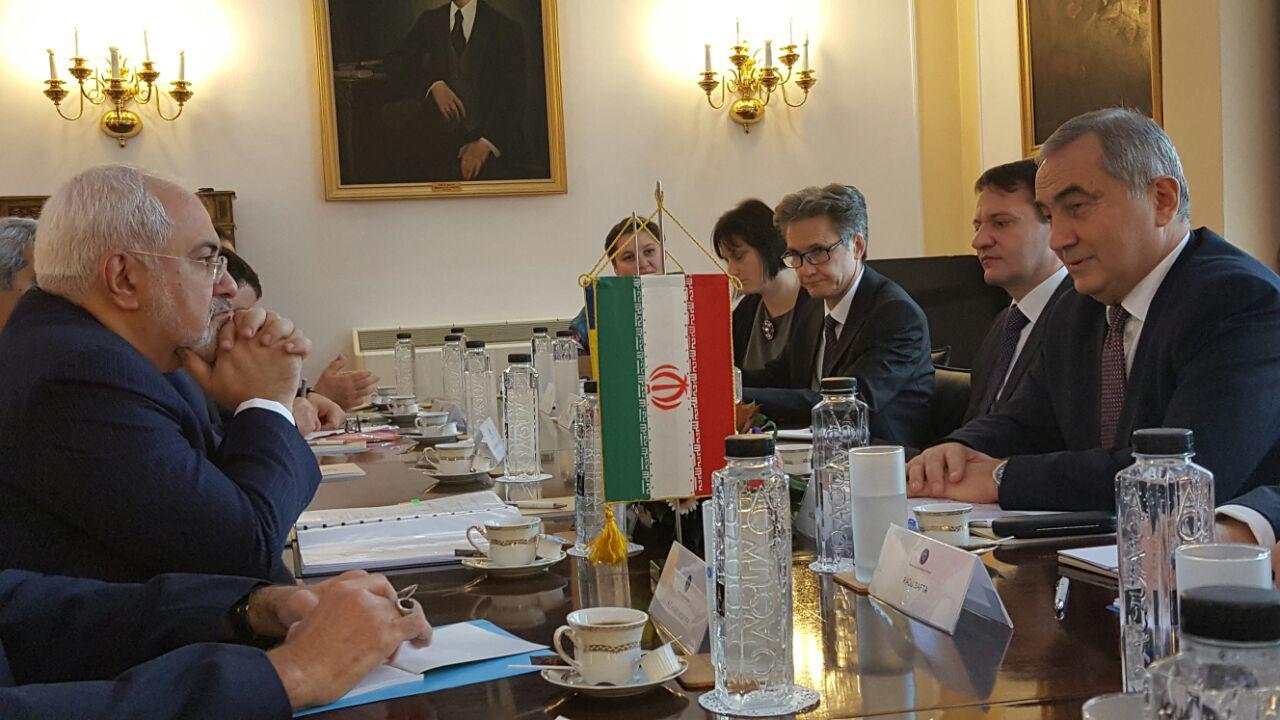 وزرای امور خارجه ایران و رومانی دیدار کردند