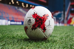رونمایی از توپ ویژه جام کنفدراسیون ها