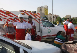 مستقر شدن امدادگران هلال احمر اصفهان در درمانگاه النجم کربلا
