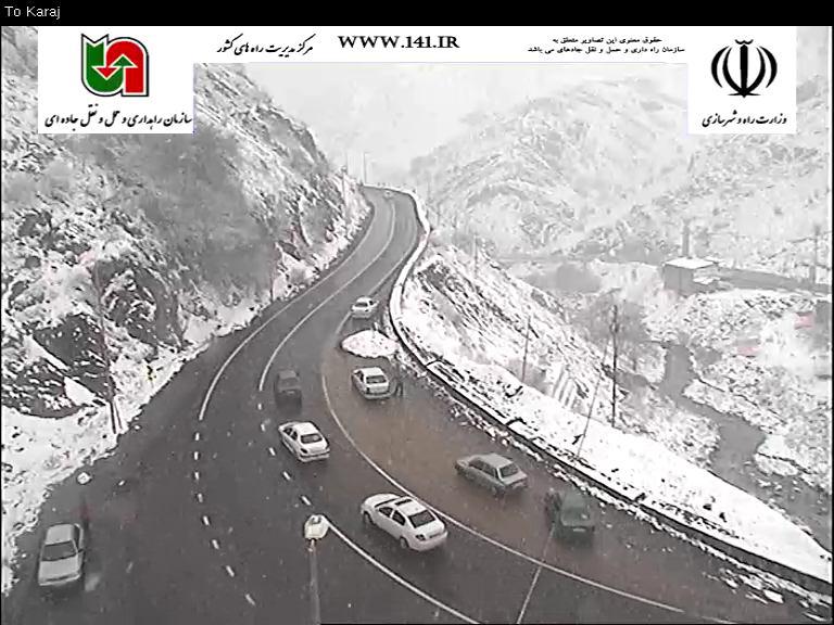 ترافیک سنگین در محور مهران-ایلام/ بارش برف و باران در خراسان رضوی+تصاویر