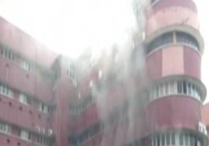 آتش سوزی یک بیمارستان در مالزی شش کشته برجای گذاشت + فیلم