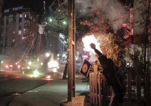 حمله پلیس ترکیه به تظاهرکنندگان در دیاربکر