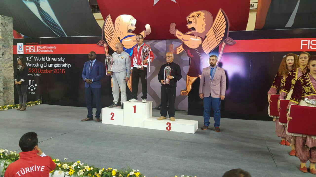 کسب سه مدال برنز كشتی‌فرنگی دانشجویان کشور/ ایران بر سکوی سوم