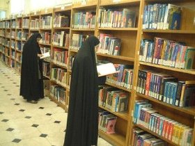 فعالیت 7 هزار و 400 نفر در کتابخانه های عمومی کشور