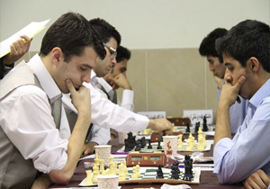 آغاز رقابت های شطرنج جام اترک در بجنورد