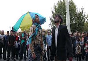 اجرای نمایش‌های خیابانی و صحنه‌ای در استان
