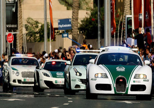 به کار گیری سریع‌ترین خودروهای جهان توسط پلیس دبی + فیلم