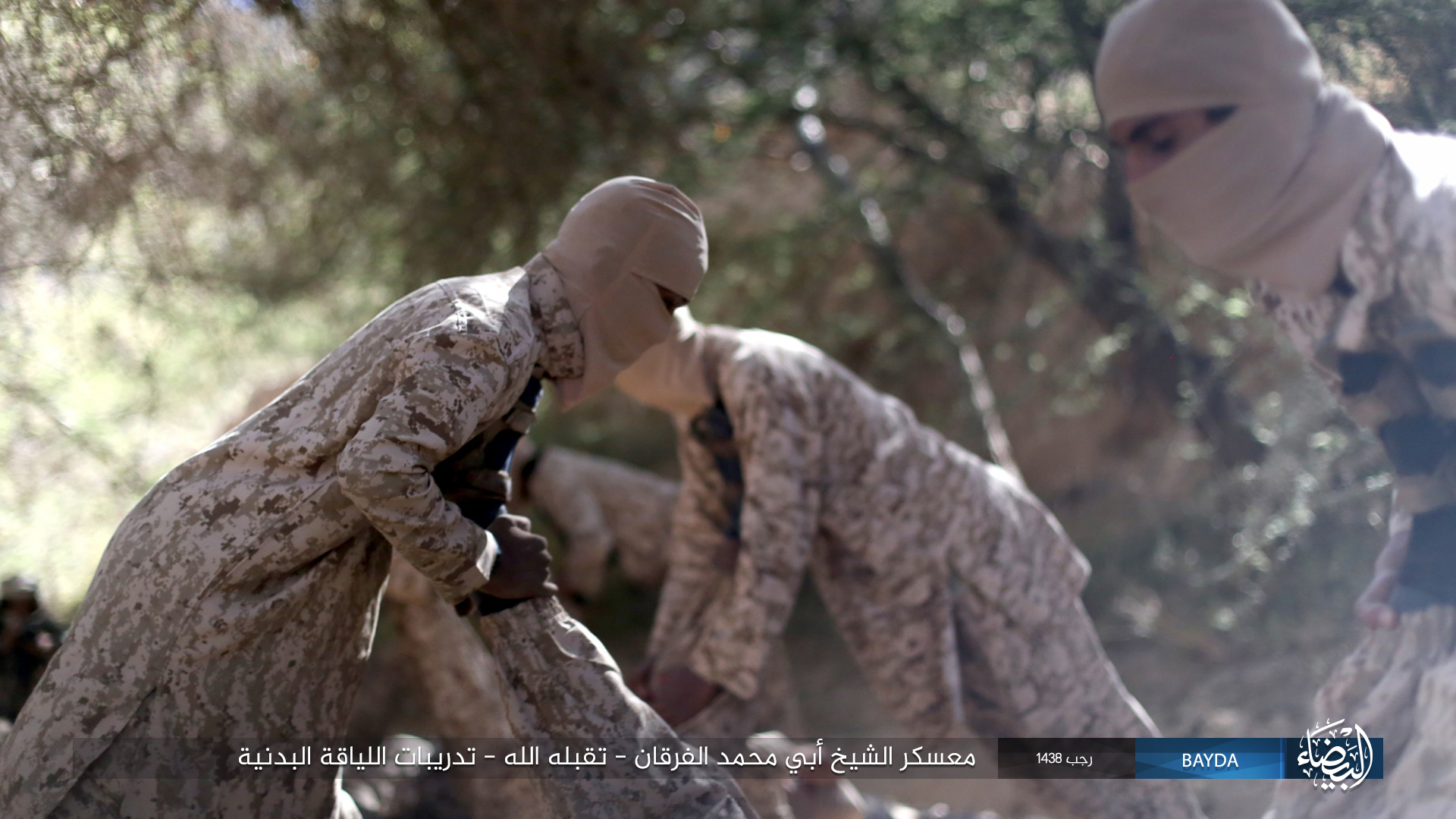 تمرینات نظامی عناصر داعش در جنوب یمن+ تصاویر
