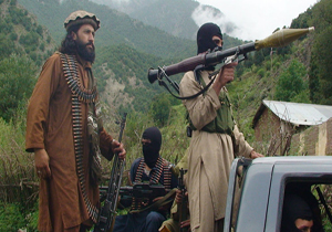 تسلیم شدن سیصد عضو طالبان