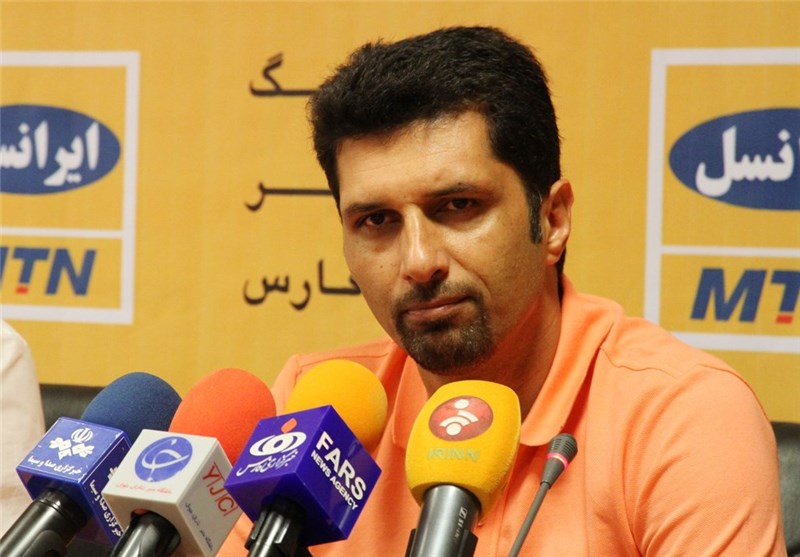 حسینی: بازی خوبی به نمایش خواهیم گذاشت/ نفت آبادان تیمی قابل احترام است