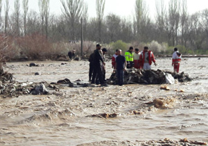 ادامه جستجوی مفقودان حادثه سیل در آذربایجان شرقی