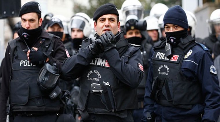 صدور دستور بازداشت 60 پلیس سابق ترکیه در رابطه با کودتای نافرجام این کشور