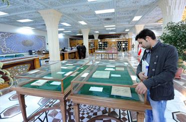 نمایشگاه آثار شاعران نامی ایران در کتابخانه مرکزی آستان قدس رضوی