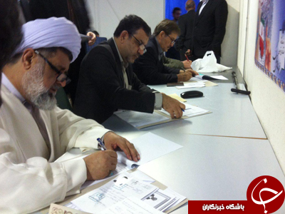 کدام چهره‌های مشهور در چهارمین روز ثبت‌نام انتخابات شوراها نام‌نویسی کردند؟ + تصاویر