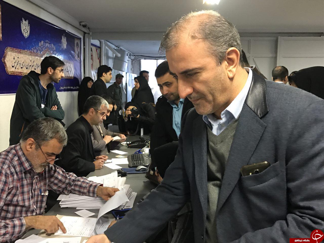 کدام چهره‌های مشهور در ششمین روز ثبت‌نام انتخابات شوراها نام‌نویسی کردند؟ + تصاویر