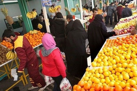 50هزارتن سیب و پرتقال برای تنظیم بازار میوه نوروز توزیع شد