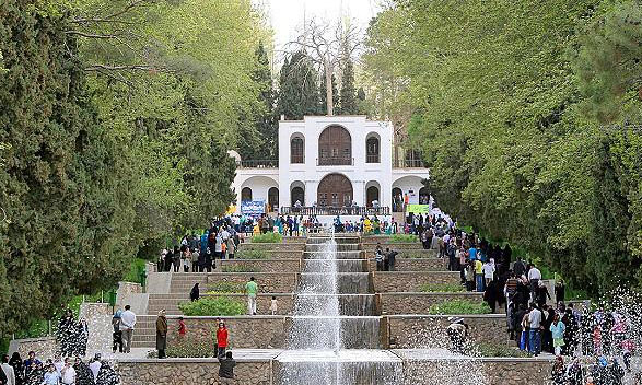 باغ شاهزاده ماهان میزبان بیشترین تعداد مسافران نوروزی کرمان