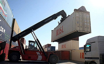 صادرات کالا از استان اصفهان  از مرز يك ميليارد دلار فراتر رفت