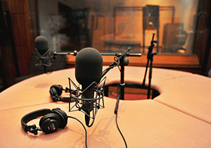 برنامه‌های امروز رادیو فارس جمعه ۱۵ دی ماه