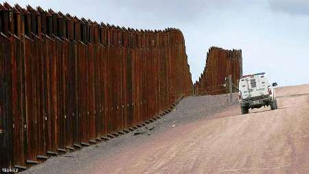 نماینده ارشد سنا: امکان تعطیلی دولت آمریکا به علت ساخت دیوار مکزیک