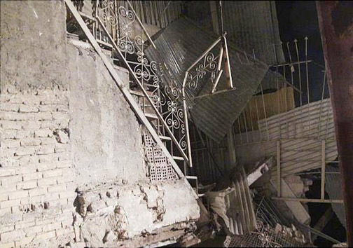 بر اثر نشت و انفجار گازشهری یک ساختمان در بروجرد تخریب شد