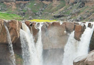 بهره برداری زیرساخت‌های آبشار افرینه در دهه فجر