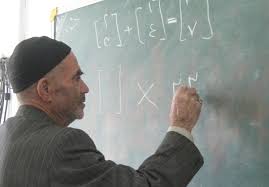 سوادآموزی در۸۰سالگی !