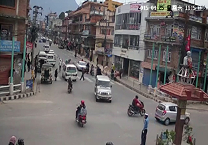 عکس العمل جالب مردم نپال هنگام زلزله ۷.۹ ریشتری + فیلم