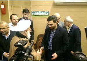 دیدار وزیر ارتباطات و فناوری اطلاعات با امام جمعه یزد