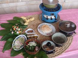 جشنواره غذاهای بومی محلی در دره شهر برگزار شد