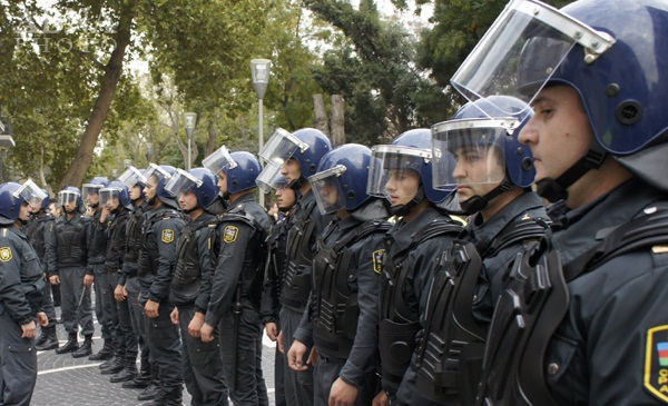 اعتراض مردم شهر شکی جمهوری آذربایجان به تصمیم دولت