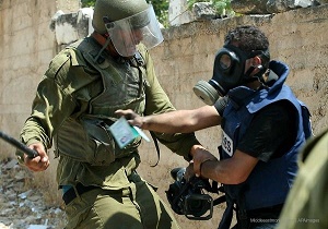 صهیونیست‌ها تیم‌های خبری فلسطینی را بازداشت کردند
