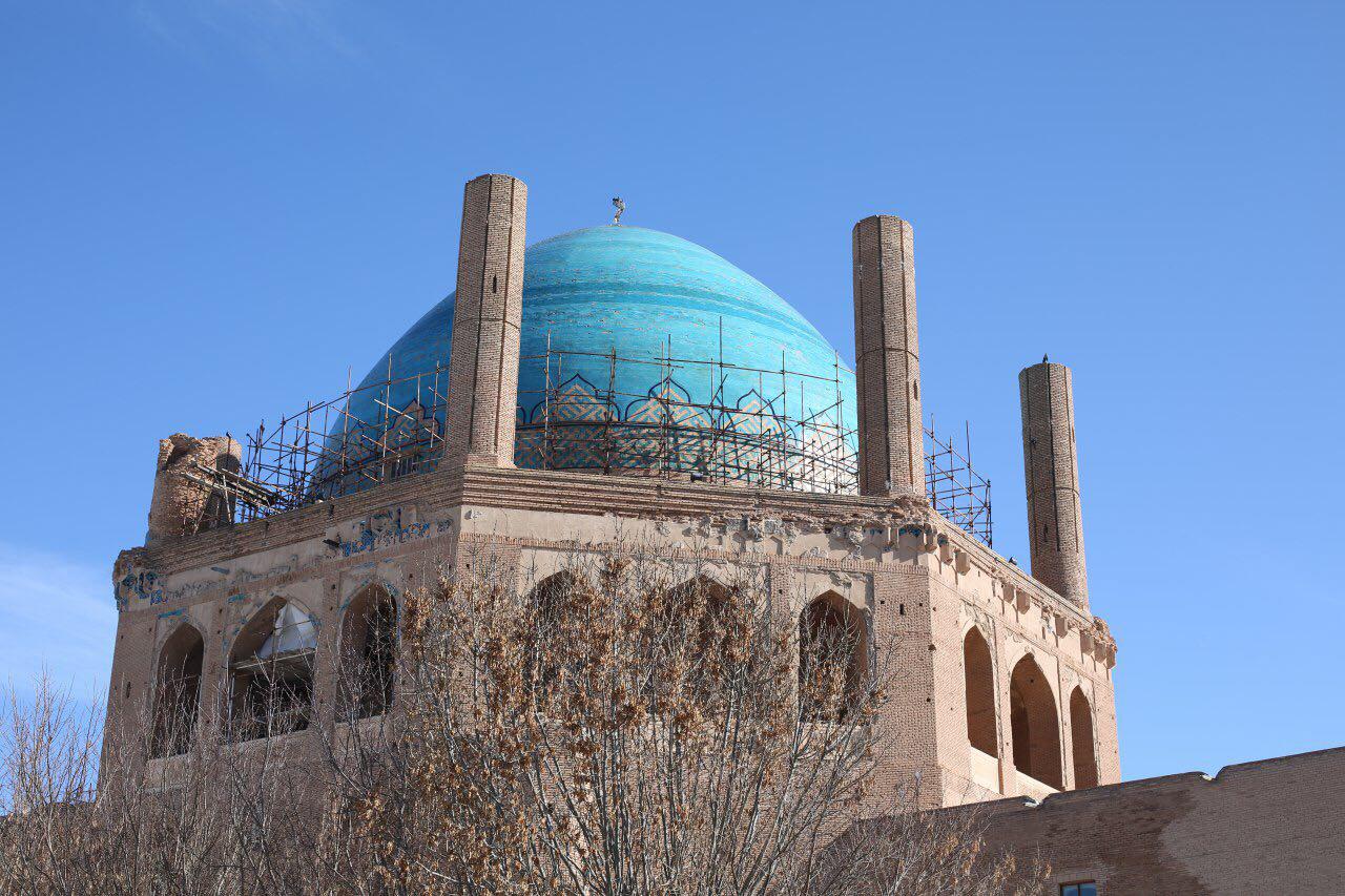 گنبد سلطانیه شاهکارمعماری ایران /سلطانیه از مرتفع ترین گنبدهای آجری جهان
