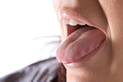 چه عواملی باعث تلخ شدن دهانتان می‌شود؟