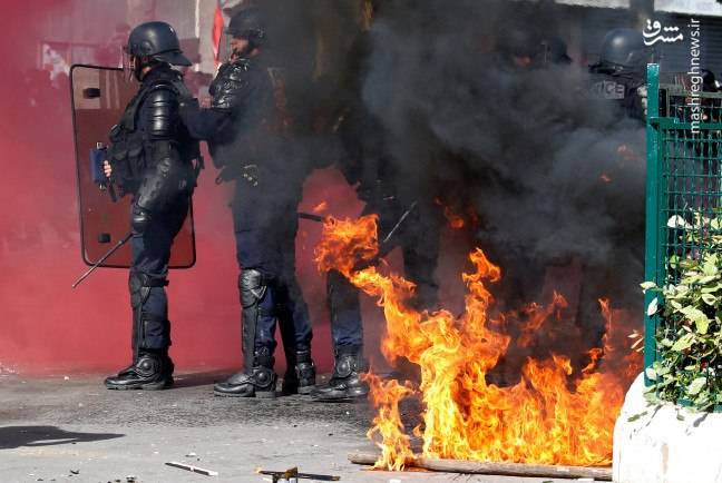 سوختن چند پلیس در آتش معترضان انتخابات فرانسه +تصاویر