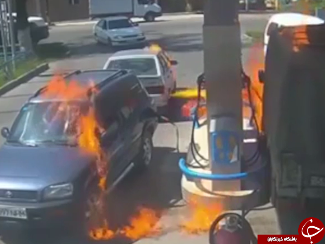 راننده احمق، پمپ گاز را به آتش کشید + فیلم