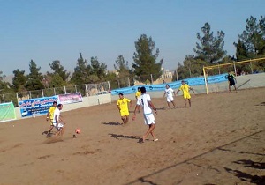 برگزاری مسابقات چهار جانبه فوتبال ساحلی