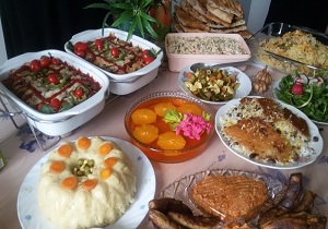 برگزاری جشنواره غذا در مرکز شبانه روز ی معلولان ذهنی کرمانشاه