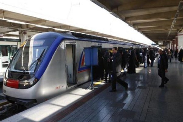 پذیرش مسافر روزهای جمعه در خط 5 مترو تهران انجام می شود