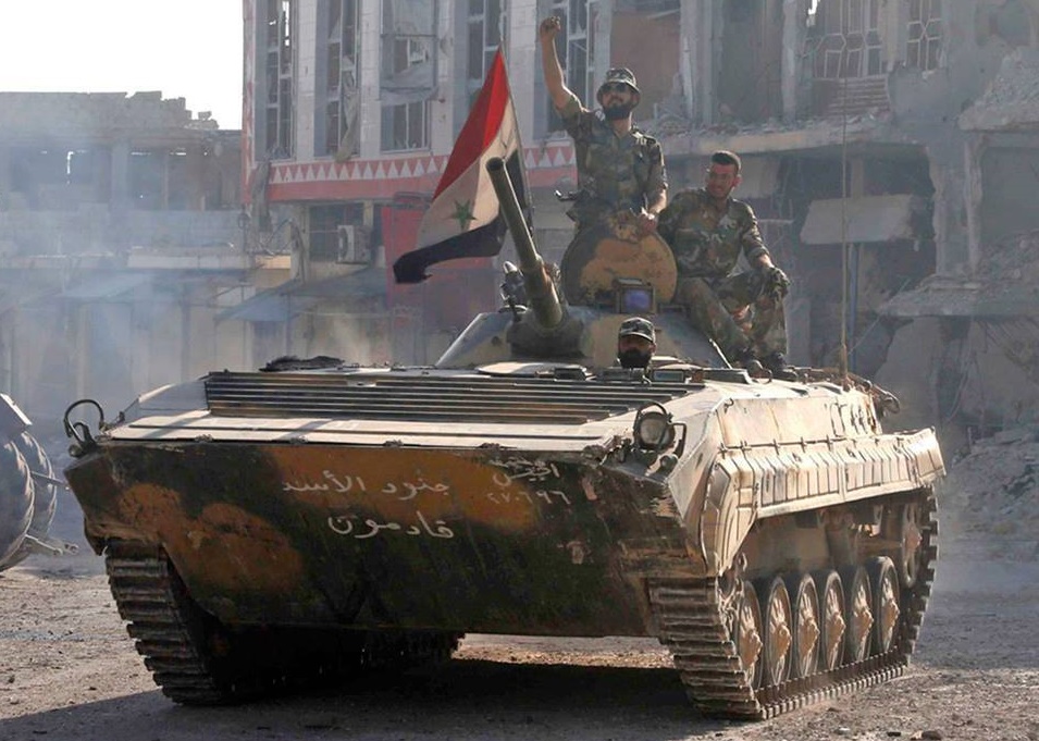 ورود ارتش سوریه به محله القابون/ وقتی تروریست‌های پرورش‌یافته عربستان و ترکیه به‌جان هم می‌افتند!