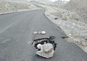 وضعیت خراب جاده‌های روستایی هرمزگان + تصاویر