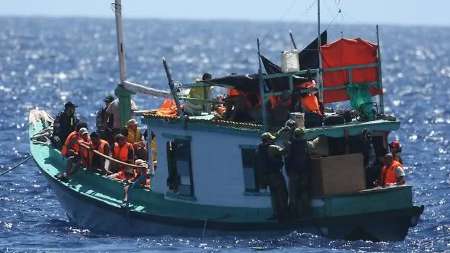 استرالیا کمک مالی هزاران مهاجر غیرقانونی را قطع میکند