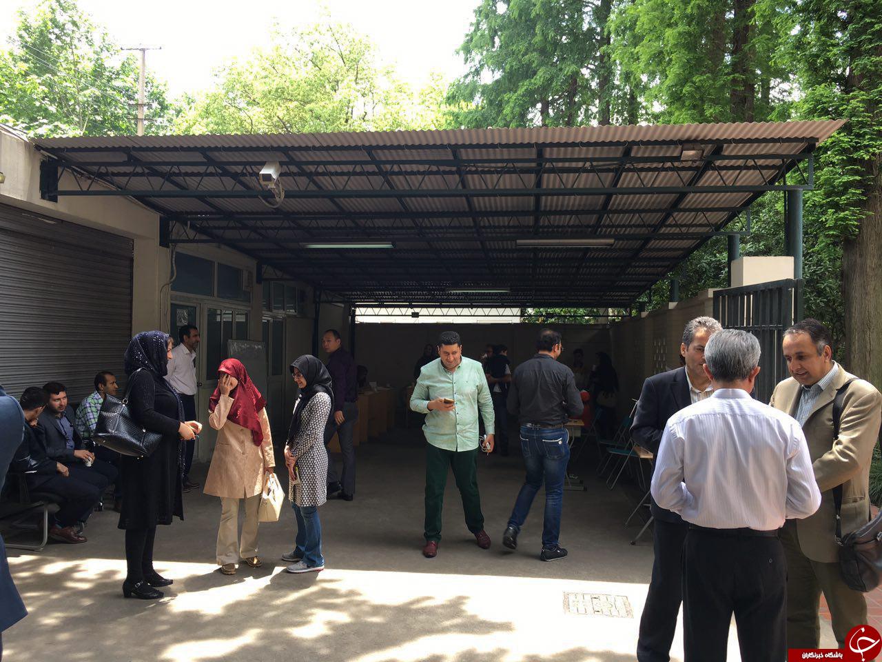 دوازدهمین دوره انتخابات ریاست‌جمهوری ایران در کشورهای مختلف / حضور پرشور ایرانیان پای صندوقهای رای + تصاویر