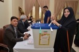باشگاه خبرنگاران -حضور پرشور ايرانيان حاضر در امارات پای صندوق‌های اخذ رای +تصویر