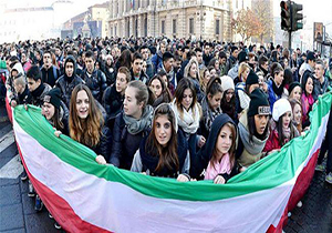 تظاهرات مردم ایتالیا در حمایت از مهاجران
